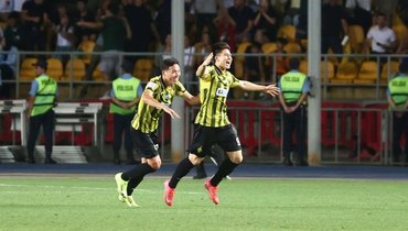 16-летний талант вдохновил «Кайрат» на камбэк, Арнаутович дебютировал за «Црвену Звезду», «Слован» Вайсса сыграет в Казахстане