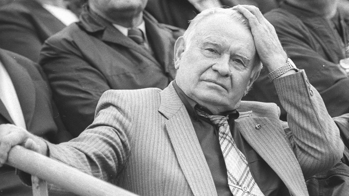 Константин Бесков.