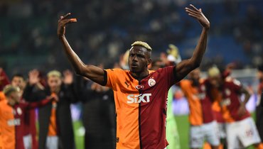 Виктор Осимхен.