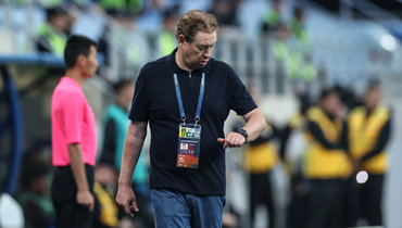 Главный тренер «Шанхай Шэньхуа» Леонид Слуцкий