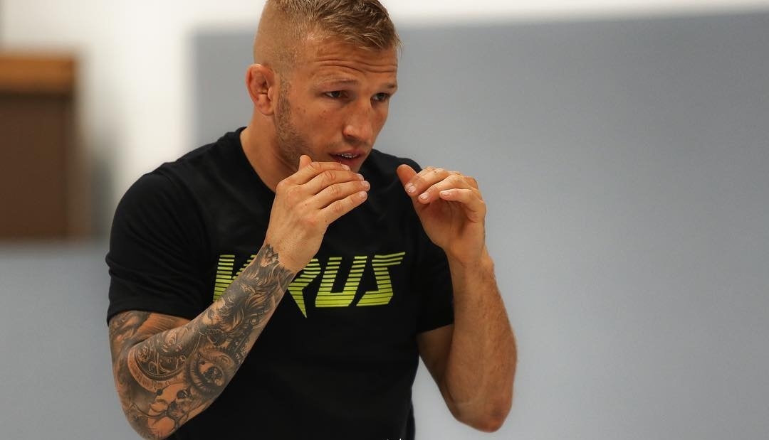 Ти Джей Диллашоу.