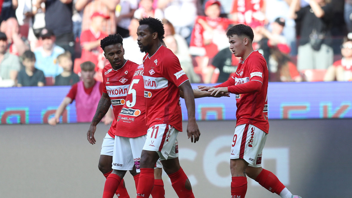 Ливай Гарсия, Маркиньос, Эсекиель Барко и Манфред Угальде.