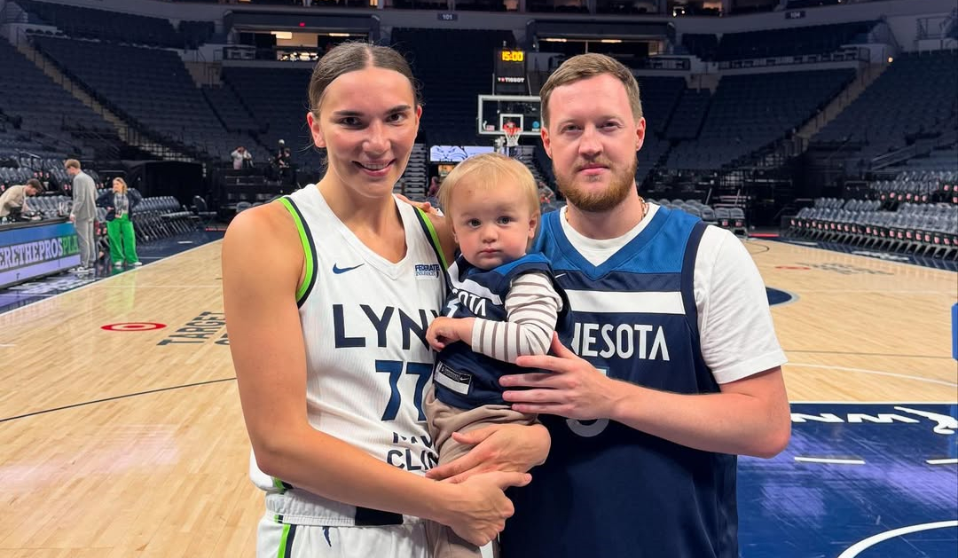 Мария Клюндикова с мужем и сыном.