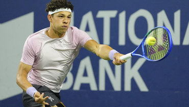 Хачанов сыграет с Шелтоном в финале турнира в Торонто