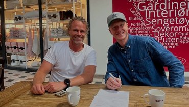 «Надеялся, что стою больше». Легендарный биатлонист Йоханнес Бе подписал контракт с футбольным клубом