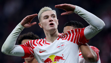 «МЮ» продолжает тратить миллионы. Шешко — новый нападающий для Аморима