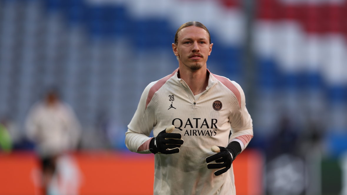 Матвей Сафонов.