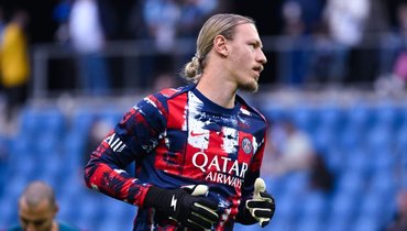 Плюс одна проблема у Сафонова в «ПСЖ». Вслед за украинцем Забарным парижане купили топового французского голкипера