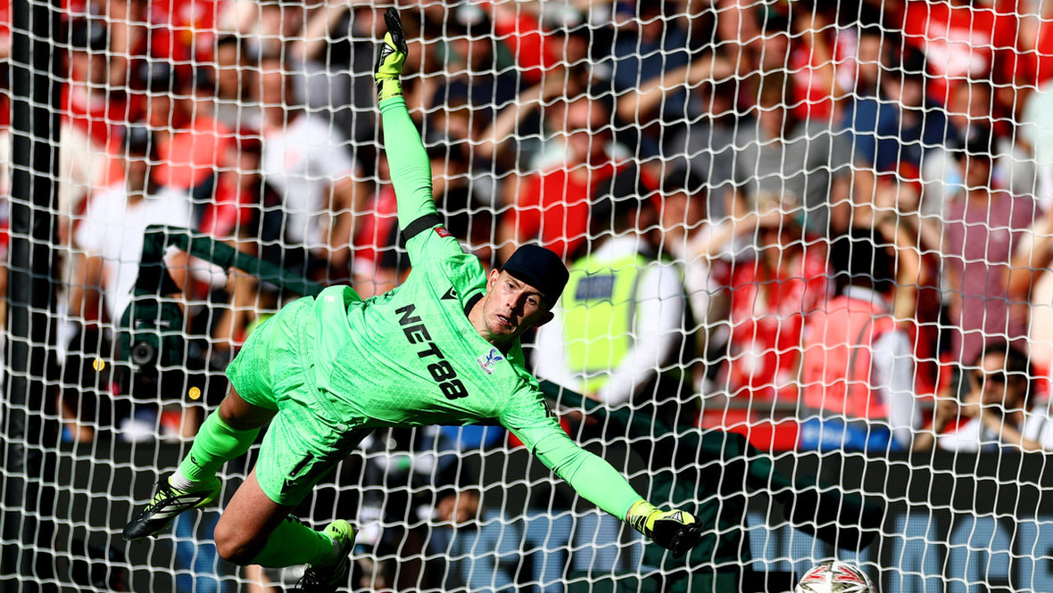 Дин Хендерсон.