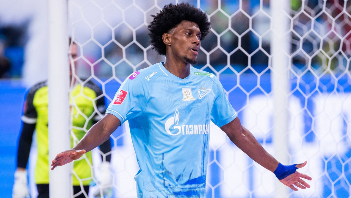 Матео Кассьерра.