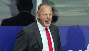 В Россию едет топ-тренер из НХЛ! Он играл в финале Кубка Стэнли с «Вегасом» и брал золото ЧМ с Канадой