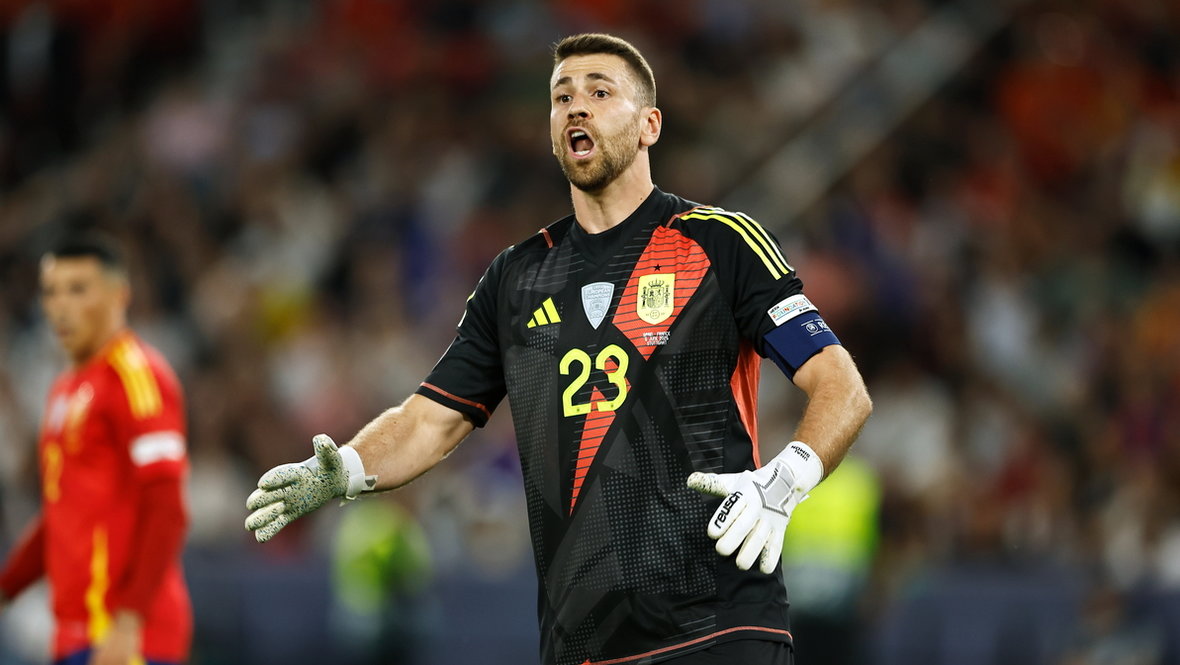 Унаи Симон.