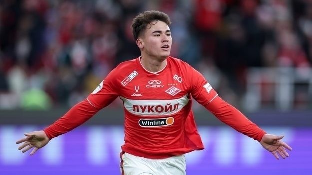 Манфред Угальде.