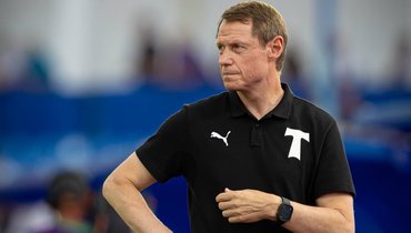 Олег Кононов.