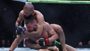 «Чимаев может пройти двух топов UFC за один вечер». ММА-тренеры и Малыхин — о доминирующей победе Хамзата над Дю Плесси