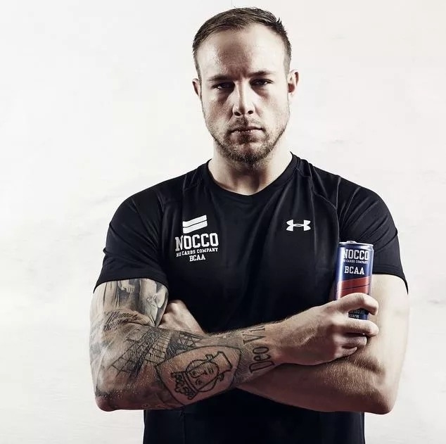 Эмиль Heaton Кристенсен в рекламе для NOCCO.