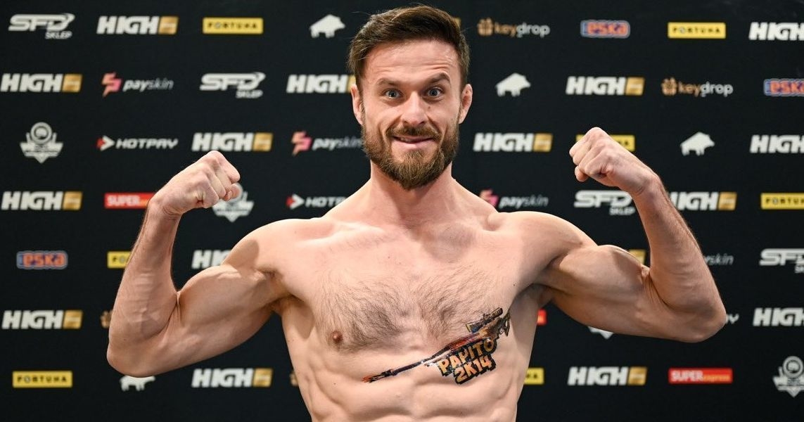 Ярослав pashaBiceps Яжабковский на ивенте FAME 22: Ultimate.