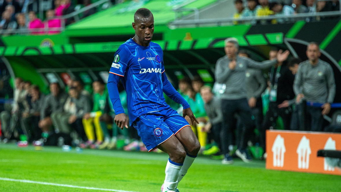 Николас Джексон.