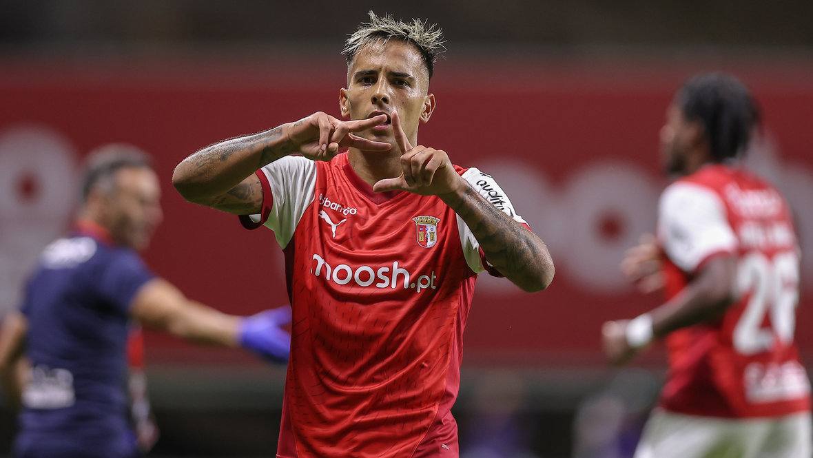 Родриго Саласар.