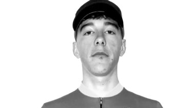 Трагедия в Испании: 17-летний велогонщик погиб после массового завала