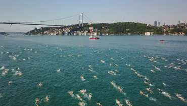 Тренер из России пропал без вести во время заплыва через Босфор. В Стамбуле ведутся поиски