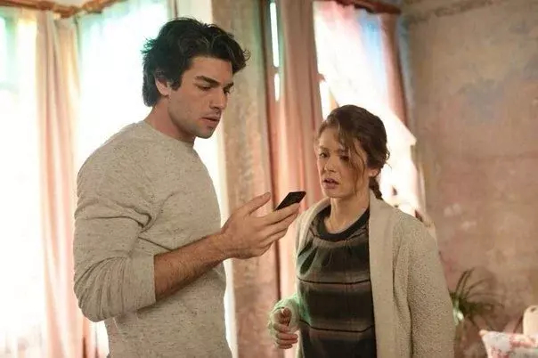 Кадр из сериала «Дело чести», реж. Алтан Денмез, D Yapim