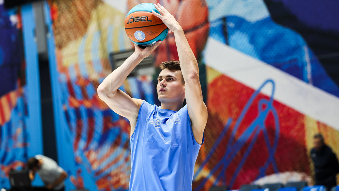 Нено Димитриевич.