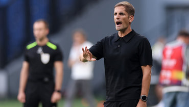 Главный тренер «Сочи» Роберт Морено.