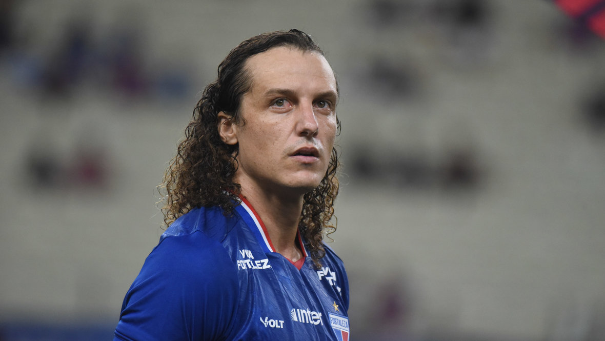 Давид Луиз.