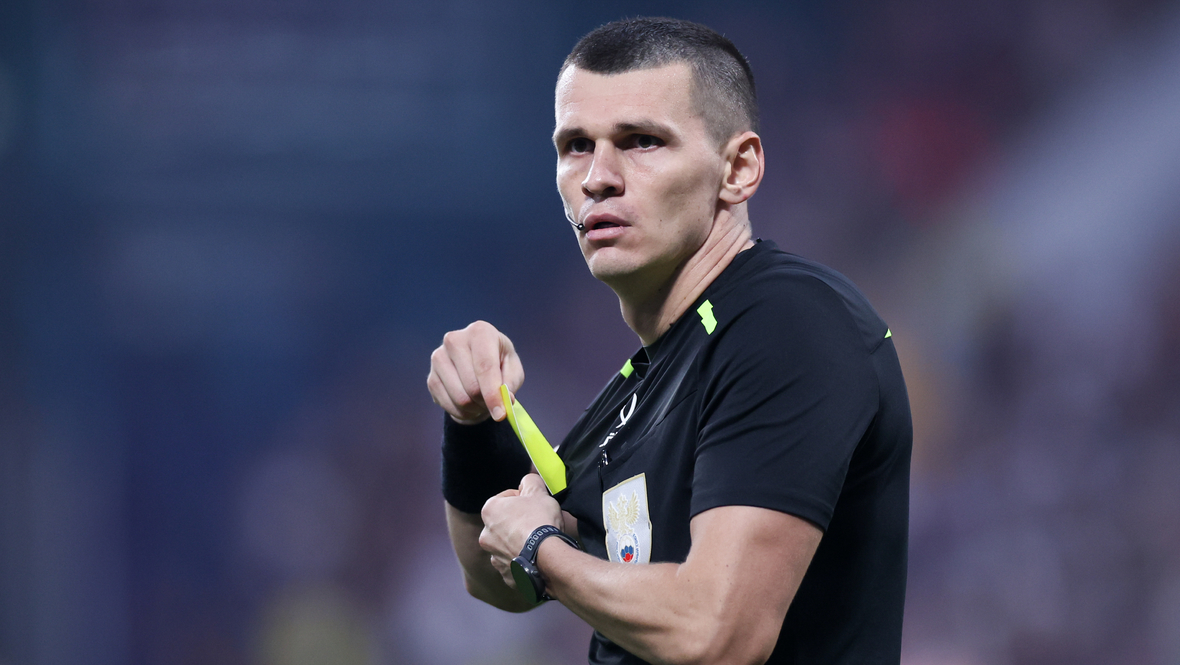 Судья Рафаэль Шафеев.