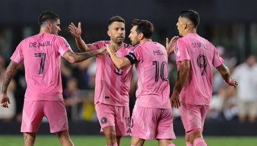 Грязь от «Интер Майами» после разгрома: Бускетс дрался, Суарес плевался. Только Месси повел себя красиво