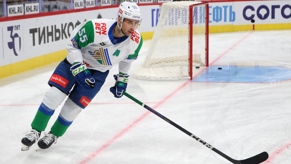 Александр Хмелевски.