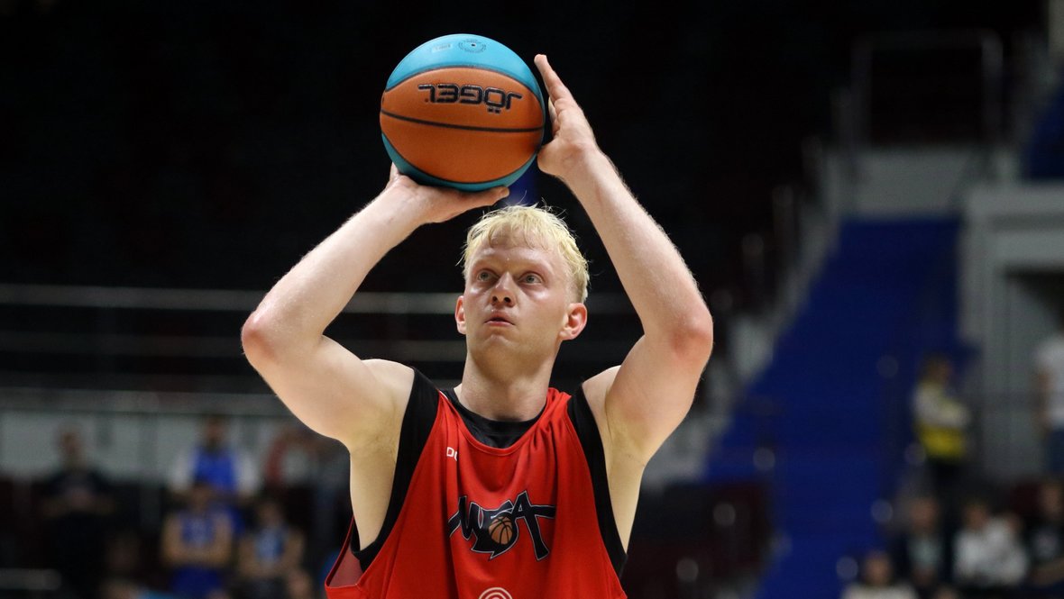 Даниил Касаткин.