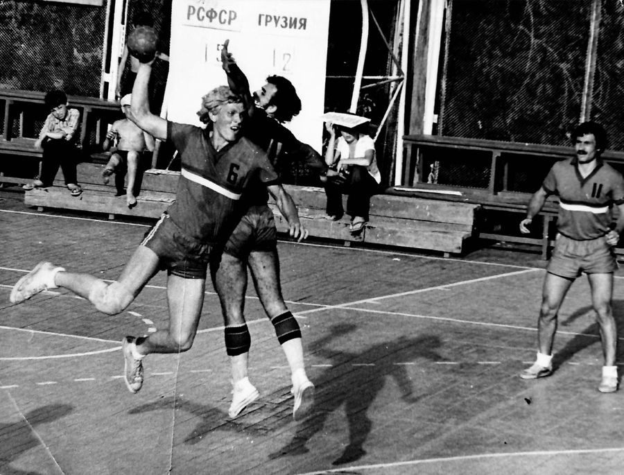 В атаке — Евгений Трефилов.