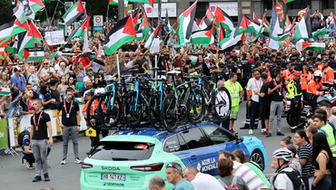 Пропалестинские активисты на «Вуэльте».