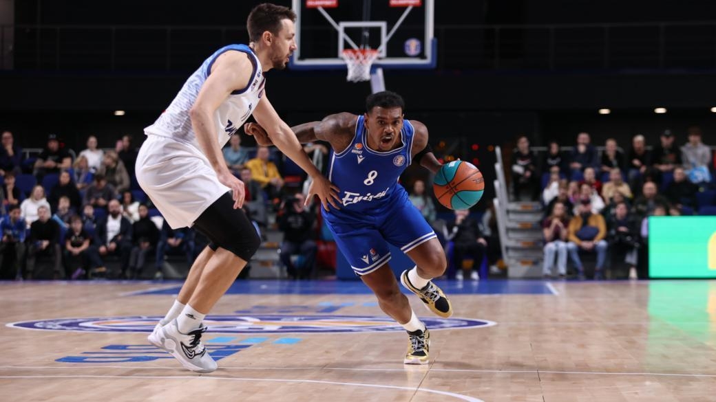 Ксавьер Рэтан-Мэйс.