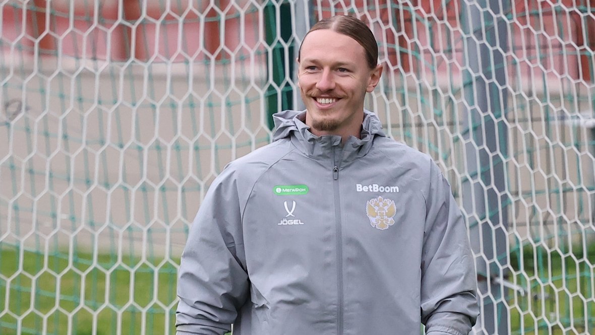 Матвей Сафонов.