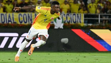 Нападающий сборной Колумбии Джон Кордоба.