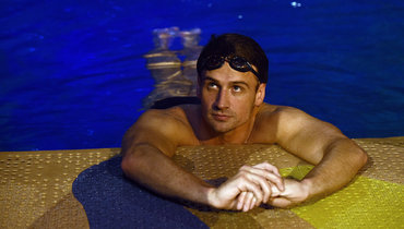 «Я не употреблял при своих детях!» Великий американский пловец борется с нападками бывшей жены