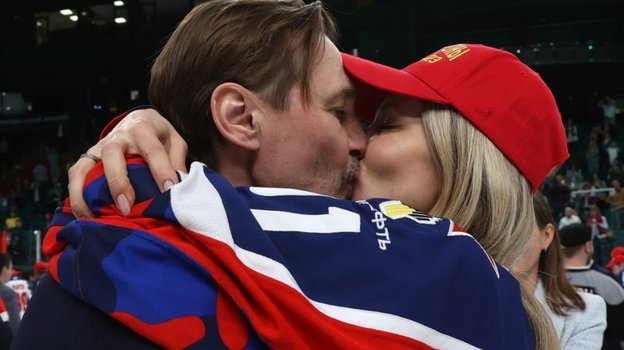 Сергей Федоров с женой Кариной.