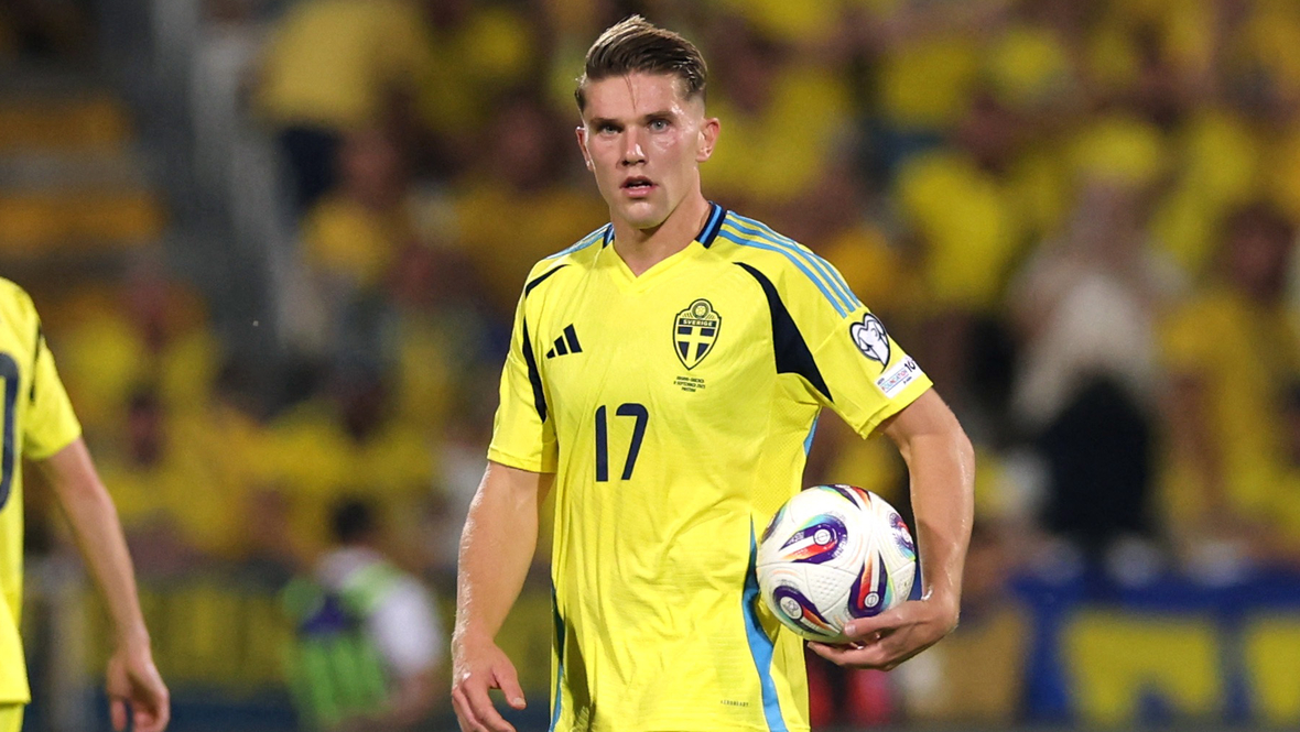 Виктор Дьекереш.