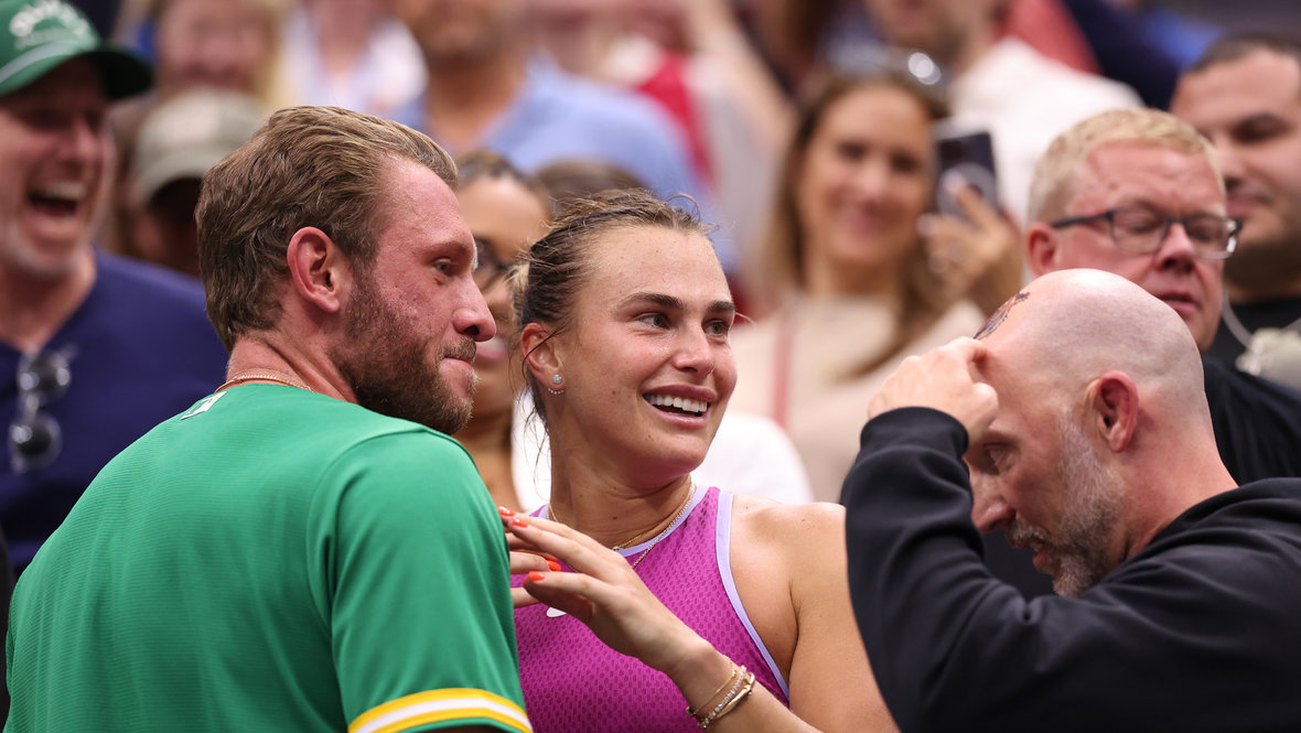 Арина Соболенко с Георгиосом Франгулисом в 2025 году.