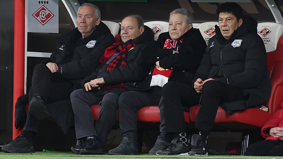 Олег Романцев, Алексей Маклаков, Александр Хаджи и Ринат Дасаев.