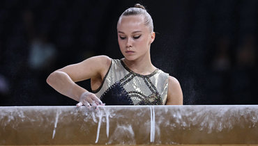 Украинские гимнасты снялись с турнира в Париже из-за участия Мельниковой. Ранее они угрожали бойкотом