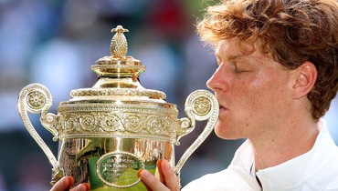 Янник Синнер после победы на Уимблдоне 2025.