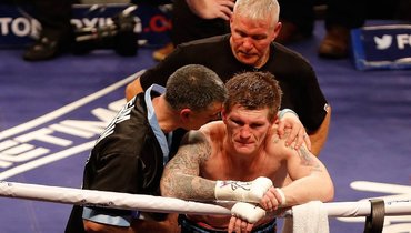 Бил Костю Цзю, любил пабы, чуть не отрезал себе пальцы: каким был чемпион мира Рикки Хаттон