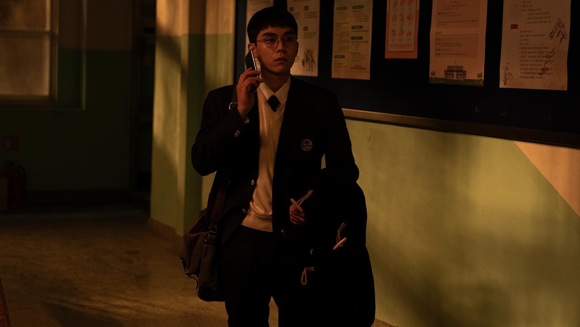 Кадр из сериала «Перемещение», реж. Пак Ин Джэ, Пак Юн Со, Disney+