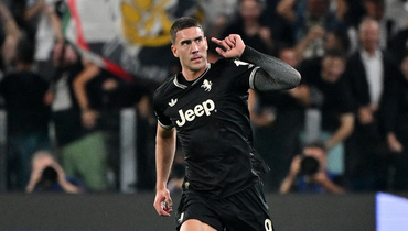 Душан Влахович.