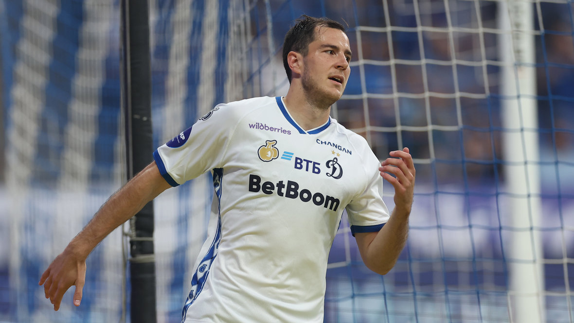 Максим Осипенко.