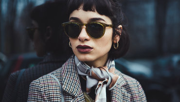 Стилист рассказала, как одеваться в стиле dark academia